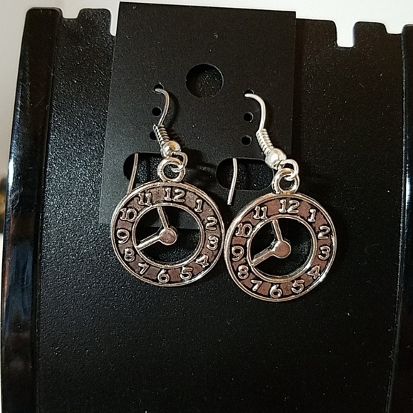 Clock Earrings Silver Tone Set 0.75" - Picture 1 of 1